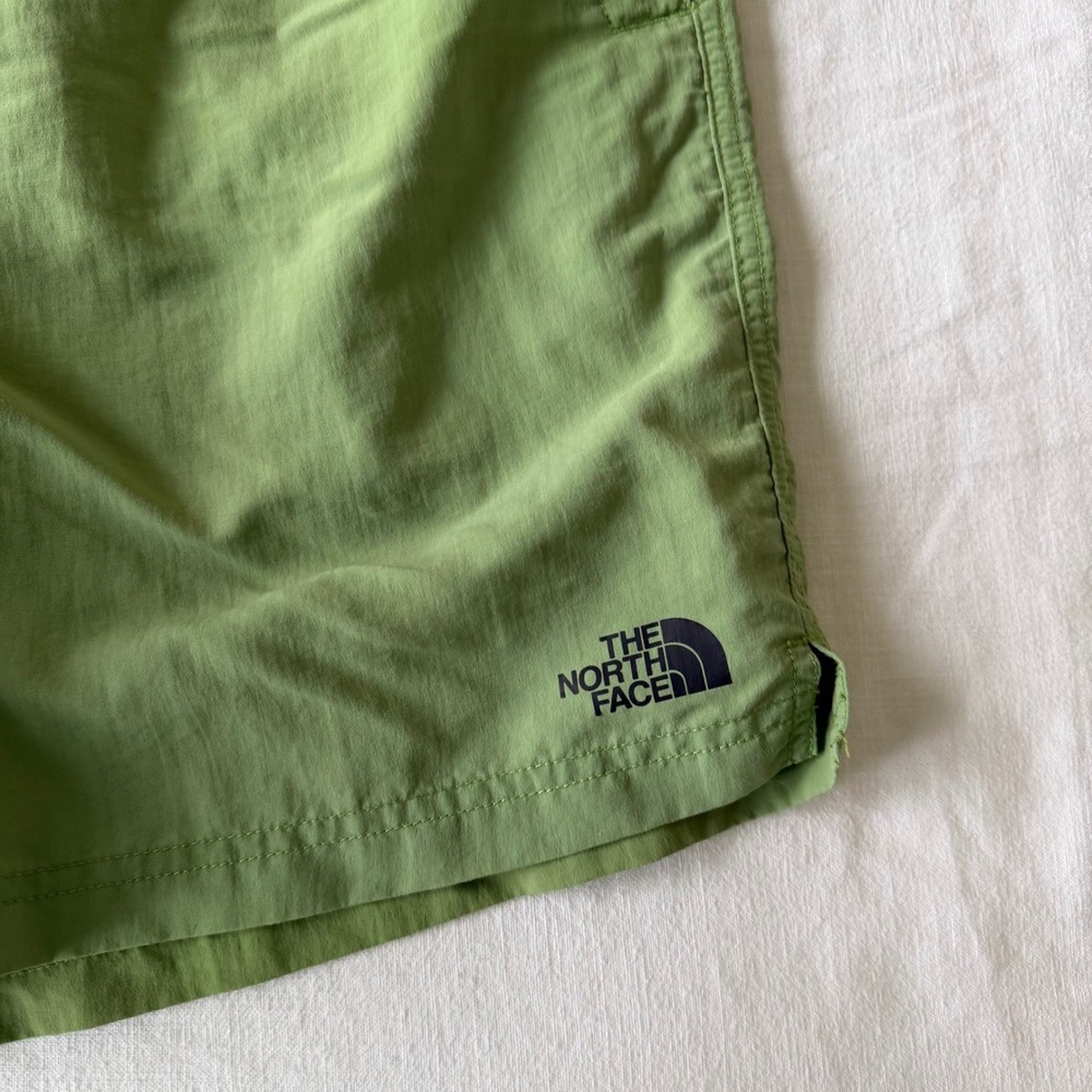 The North Face Mens Class V Water Shorts Green FlashDry Mesh Lined Large L - Picture 2 of 8